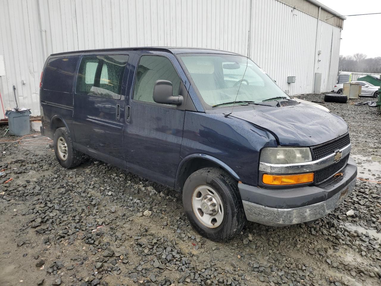 2013 CHEVROLET EXPRESS 2500