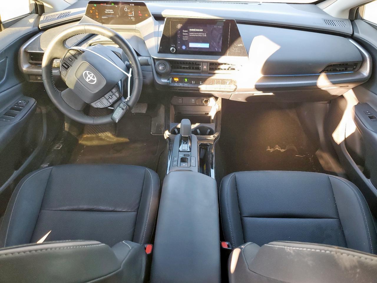 2024 TOYOTA PRIUS
