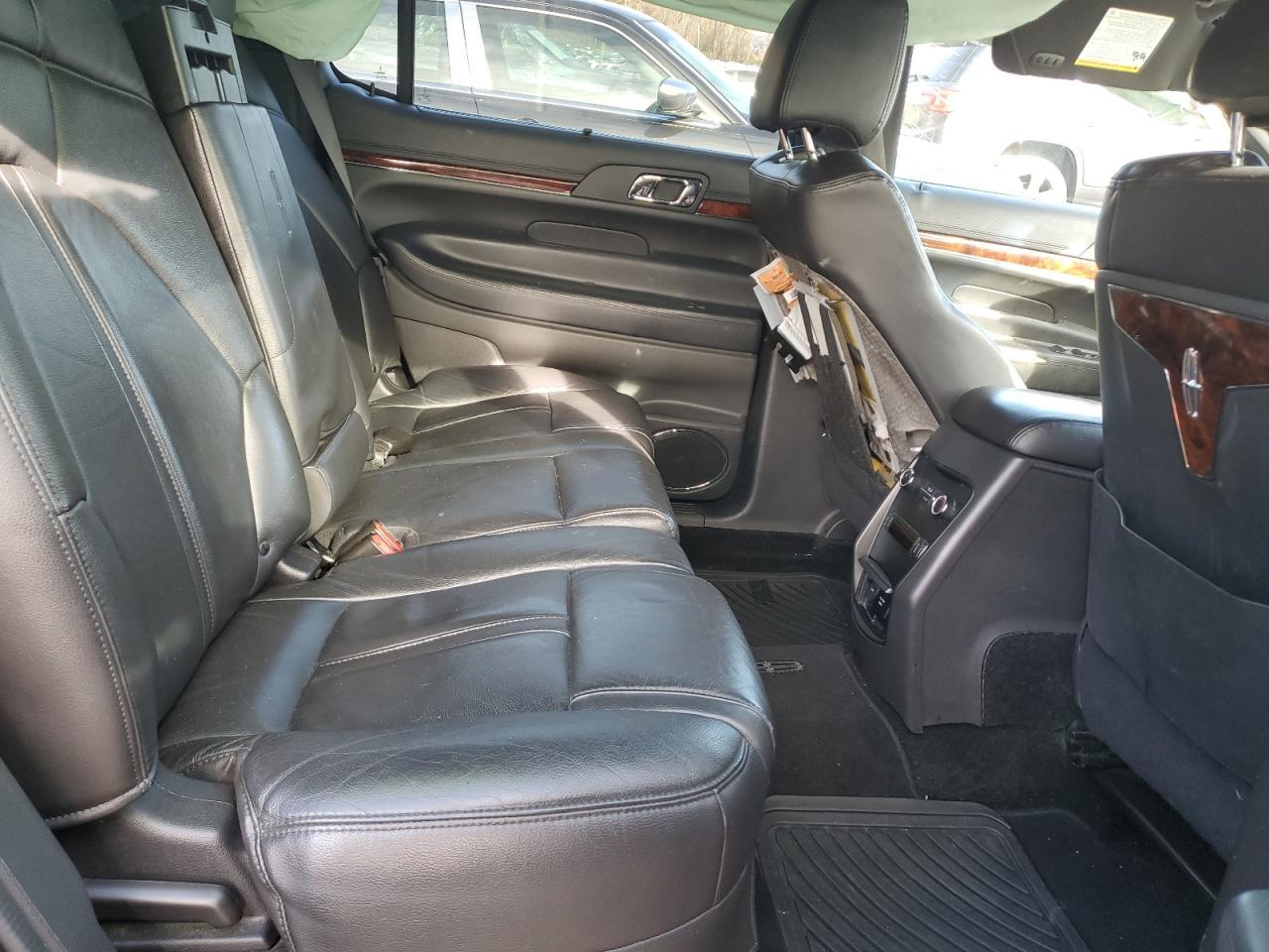 2018 LINCOLN MKT