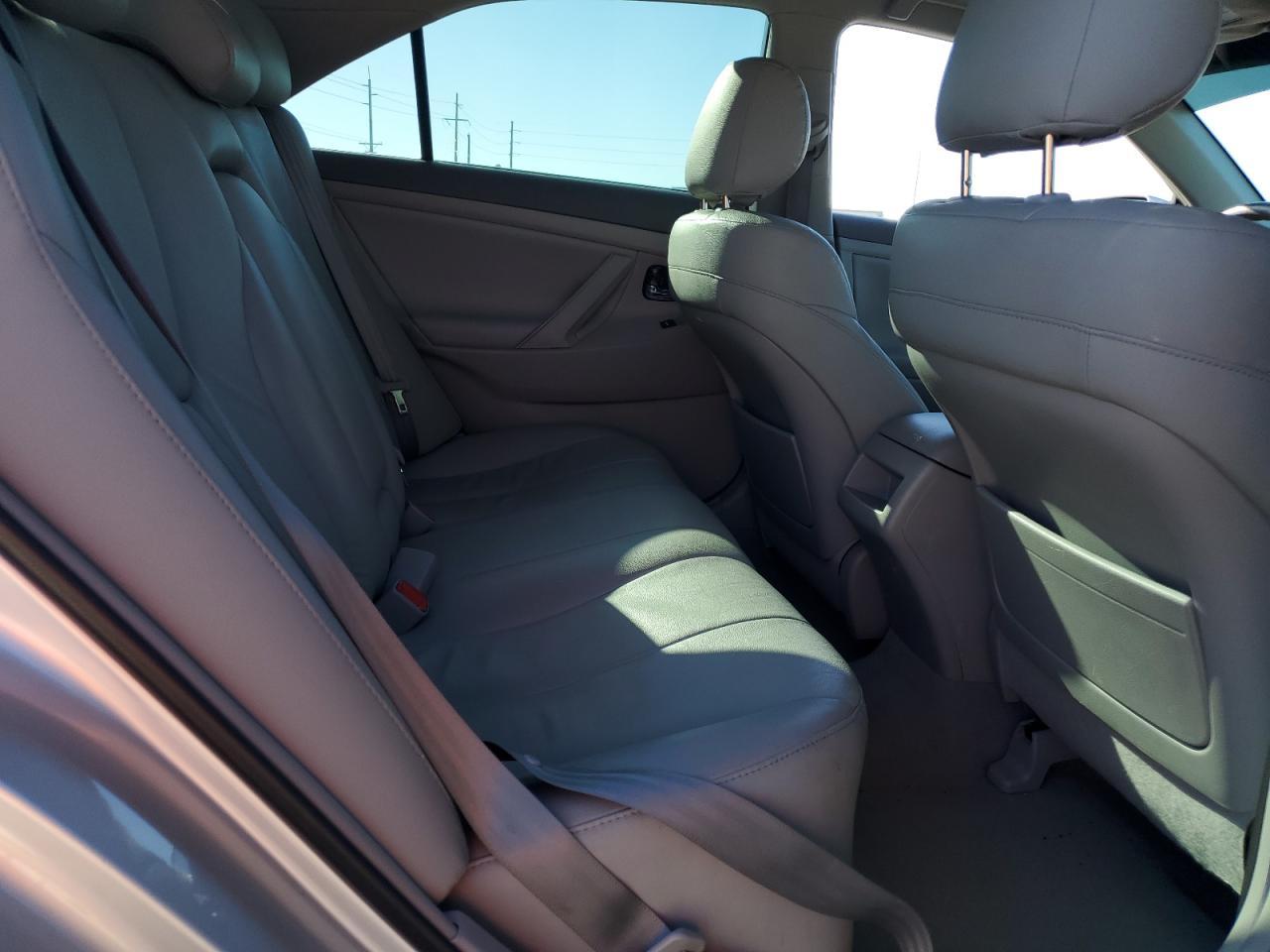 2011 TOYOTA CAMRY