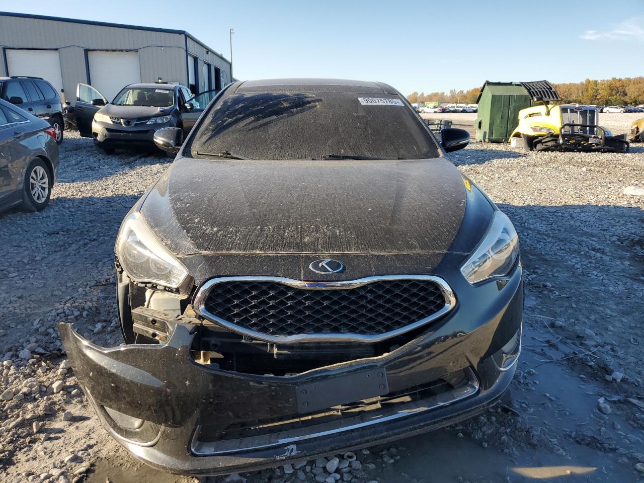 2015 KIA Cadenza