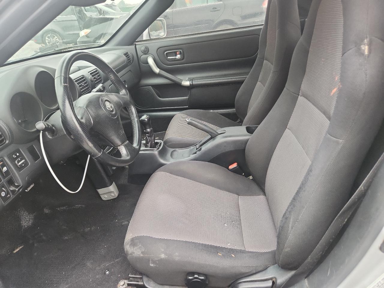 2001 TOYOTA Mr2