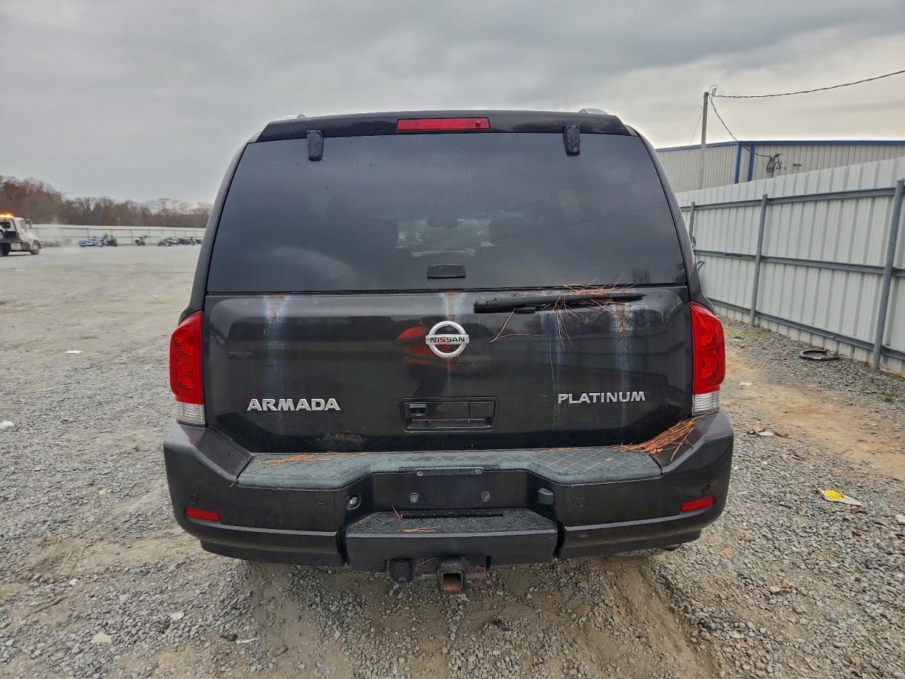 2011 NISSAN Armada