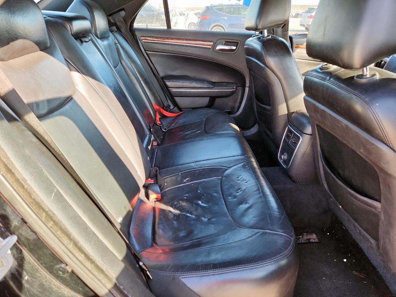 2014 CHRYSLER 300
