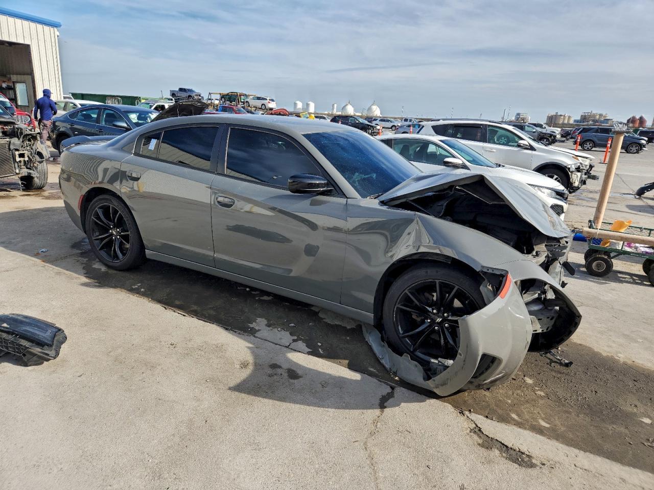 2018 DODGE CHARGER
