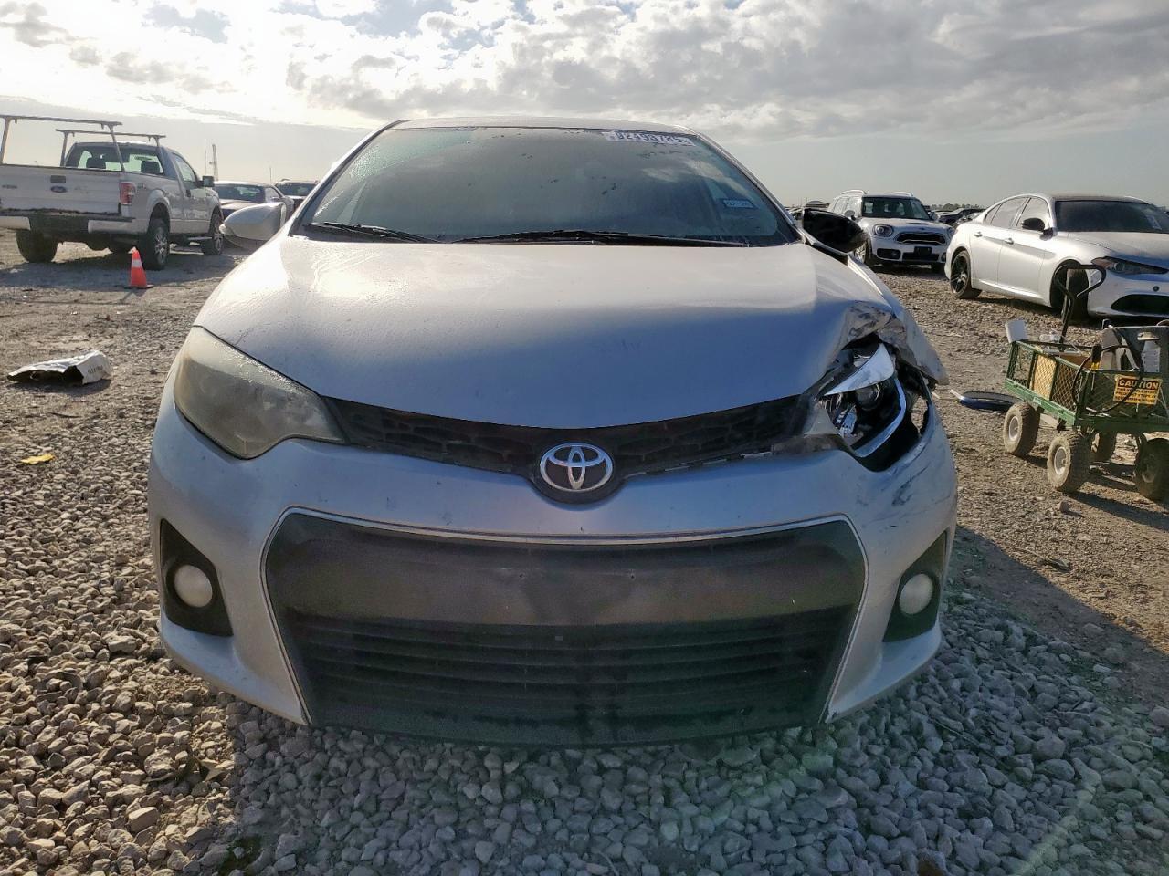 2014 TOYOTA COROLLA