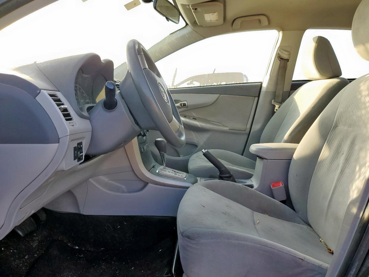 2010 TOYOTA COROLLA