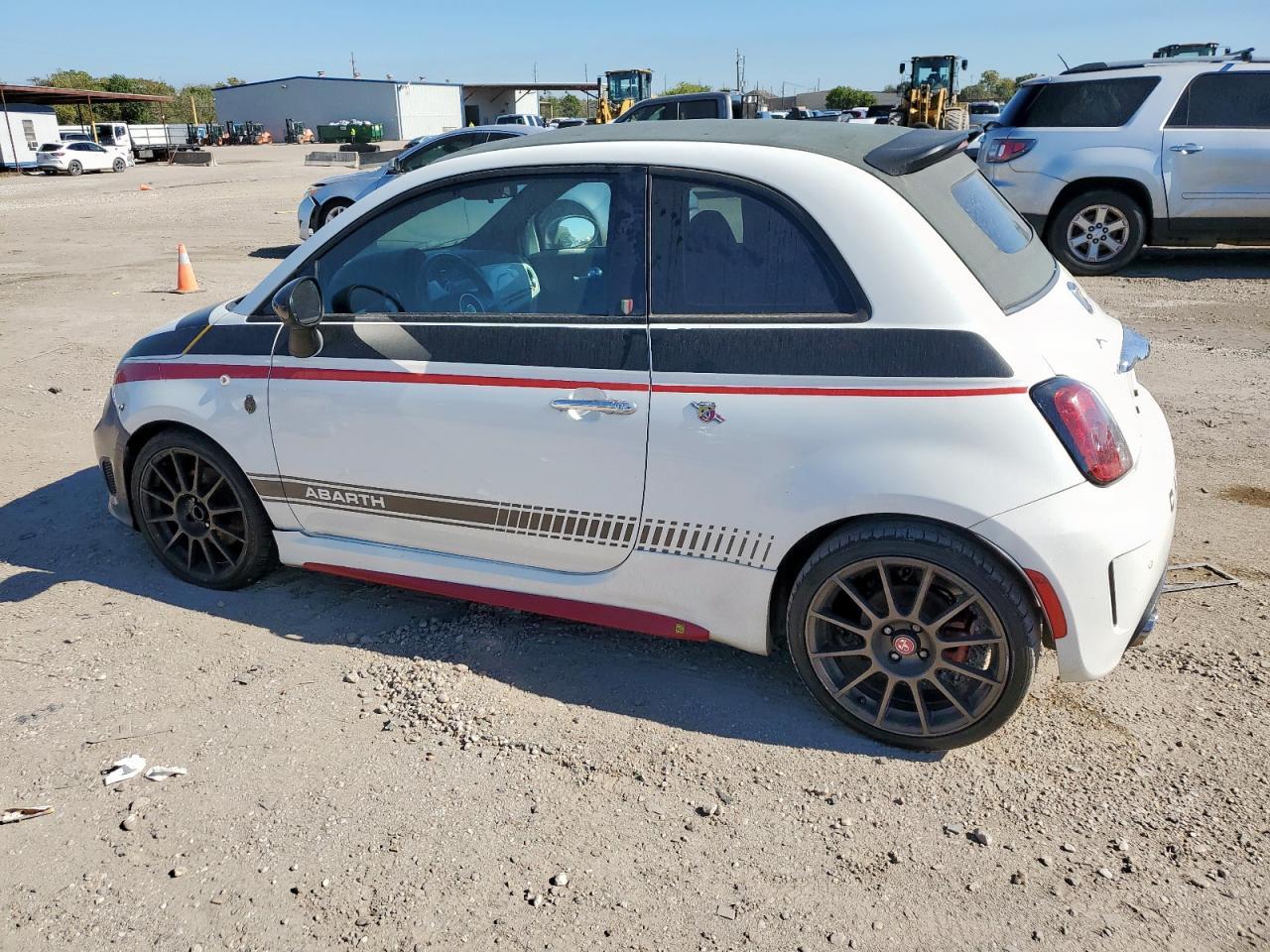 2015 FIAT 500