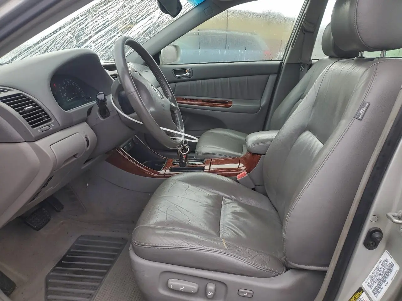2004 TOYOTA CAMRY