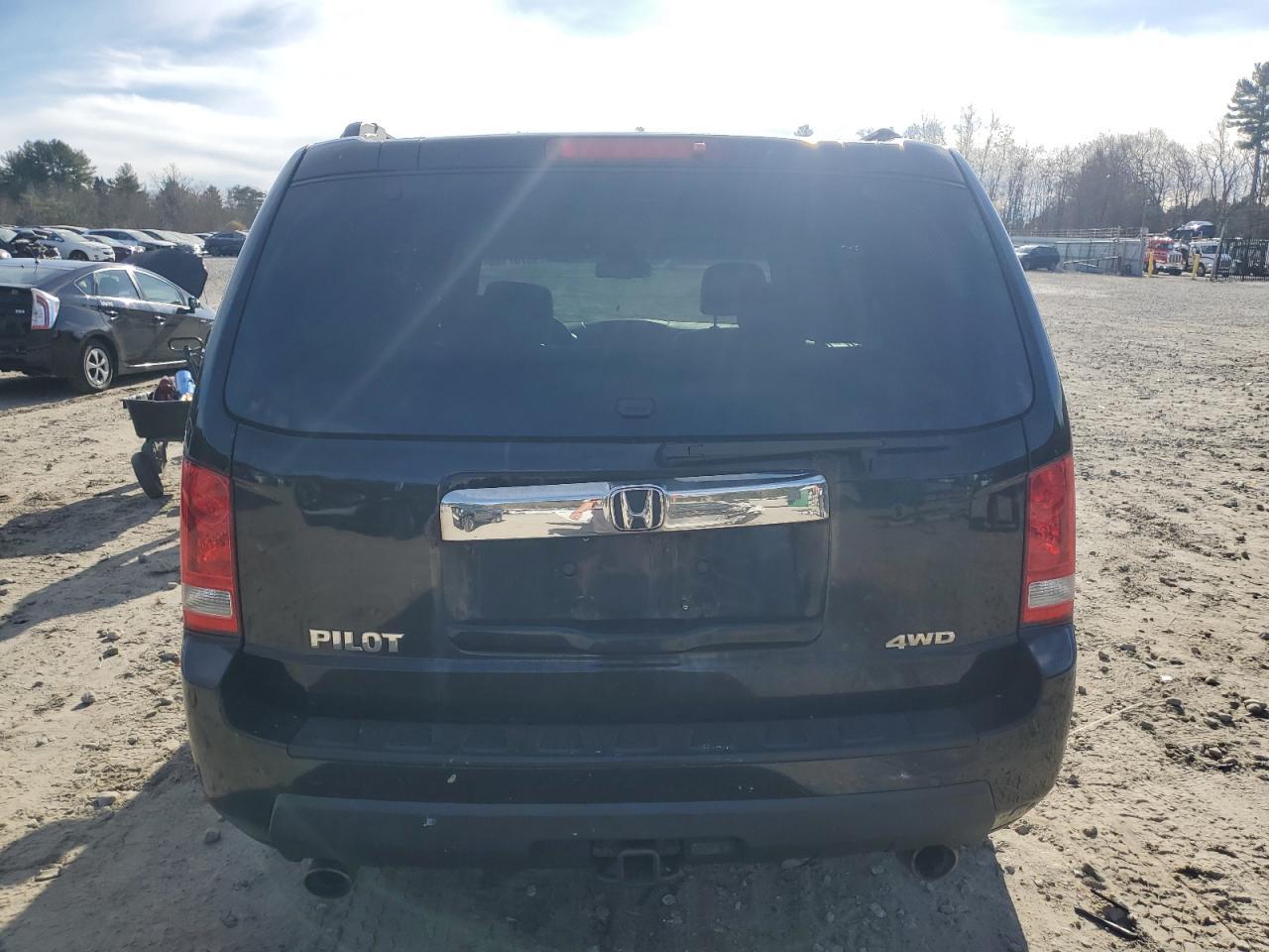 2011 HONDA PILOT