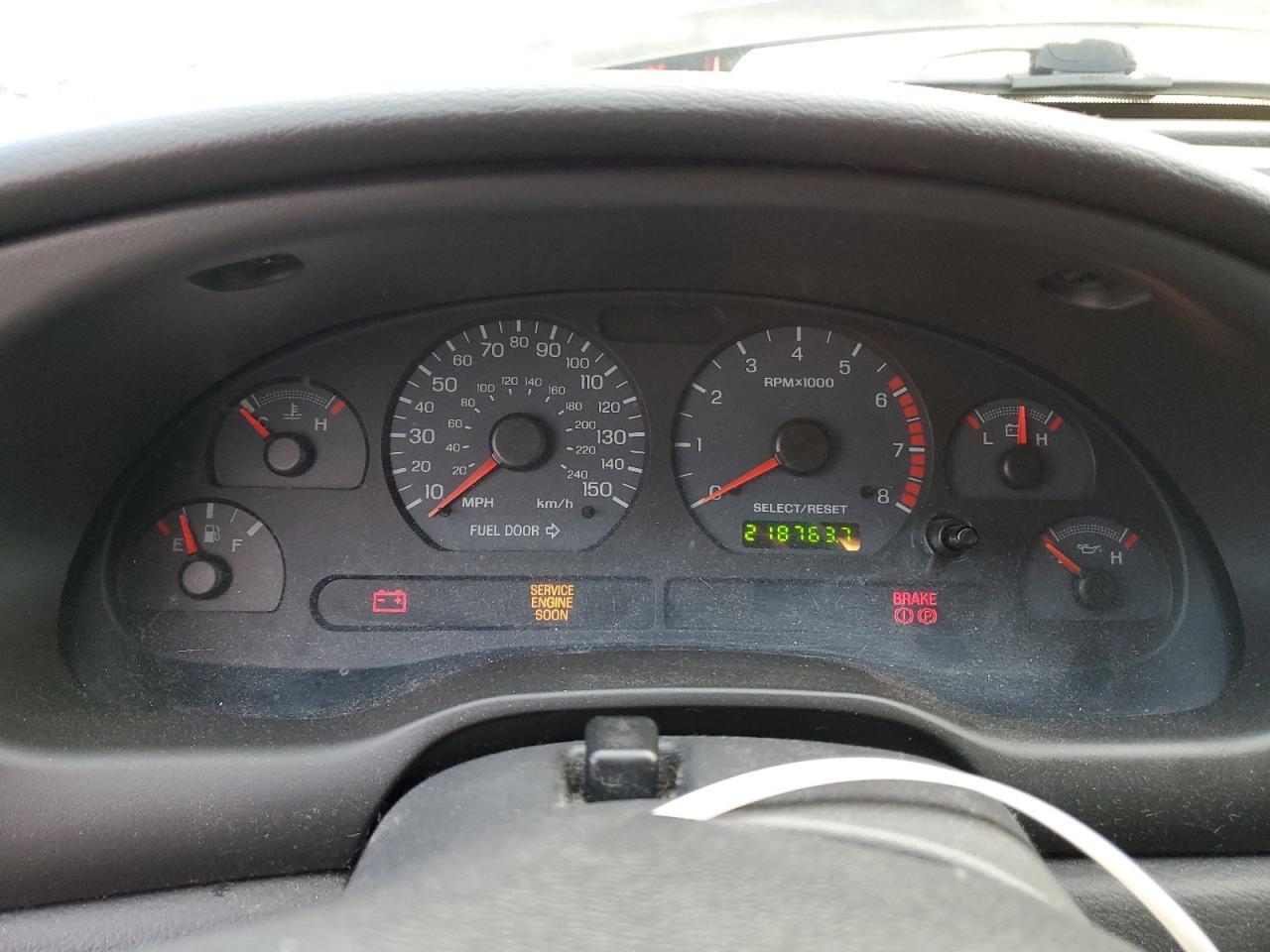 2004 FORD MUSTANG
