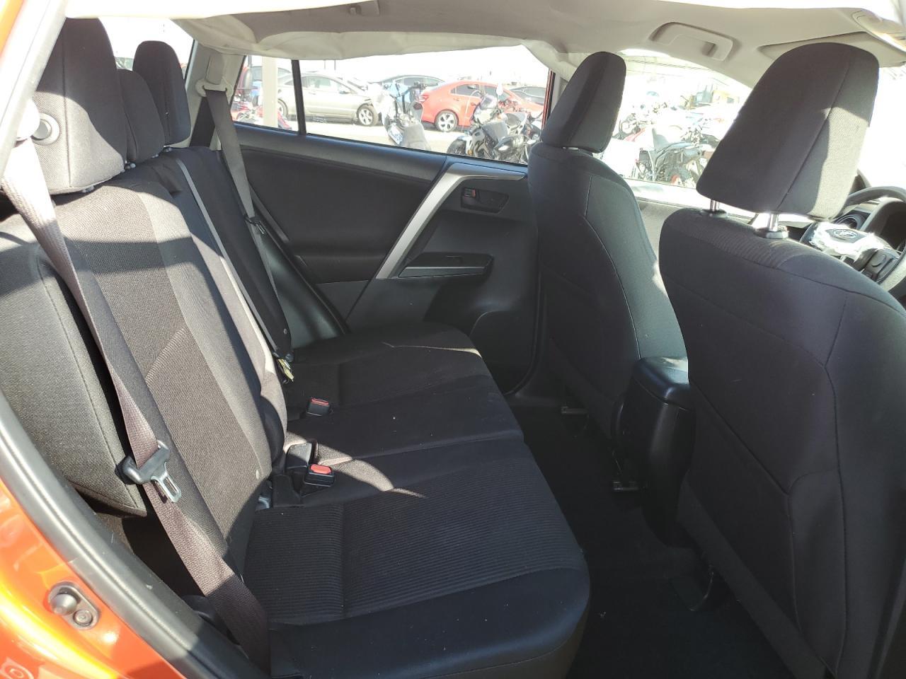 2016 TOYOTA RAV4