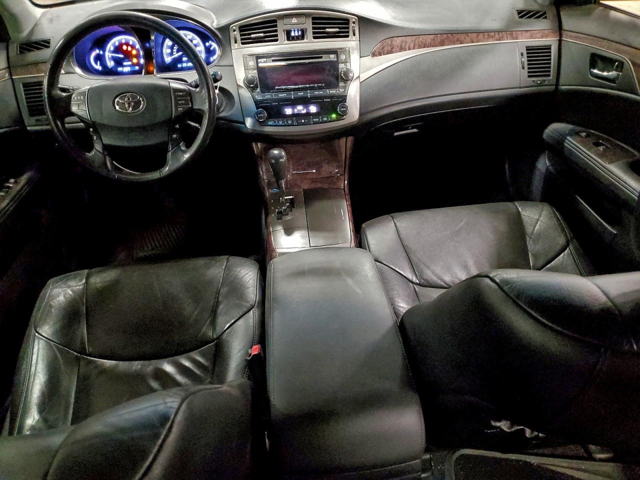 2012 TOYOTA Avalon