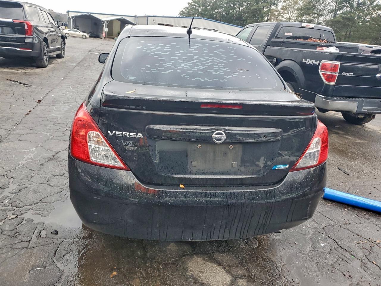 2014 NISSAN VERSA