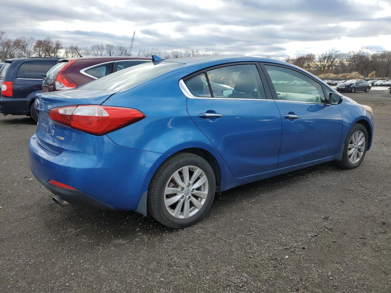 2014 KIA FORTE