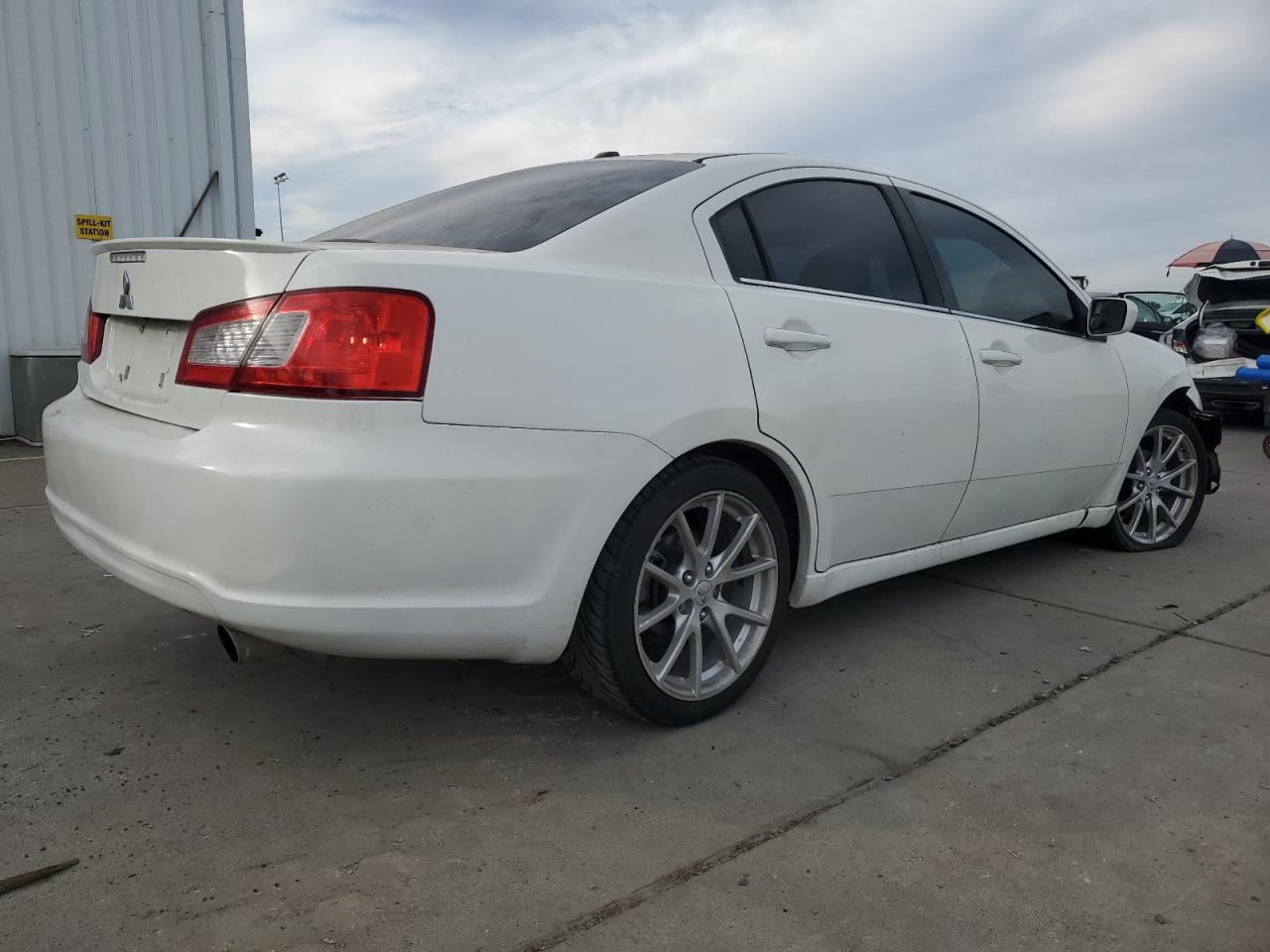 2012 MITSUBISHI Galant