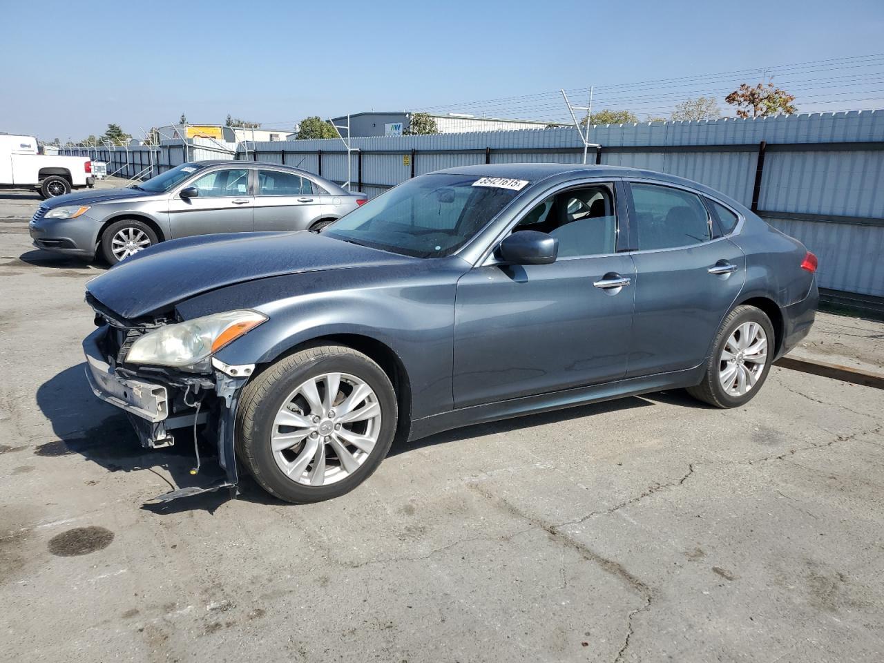 2011 INFINITI M37