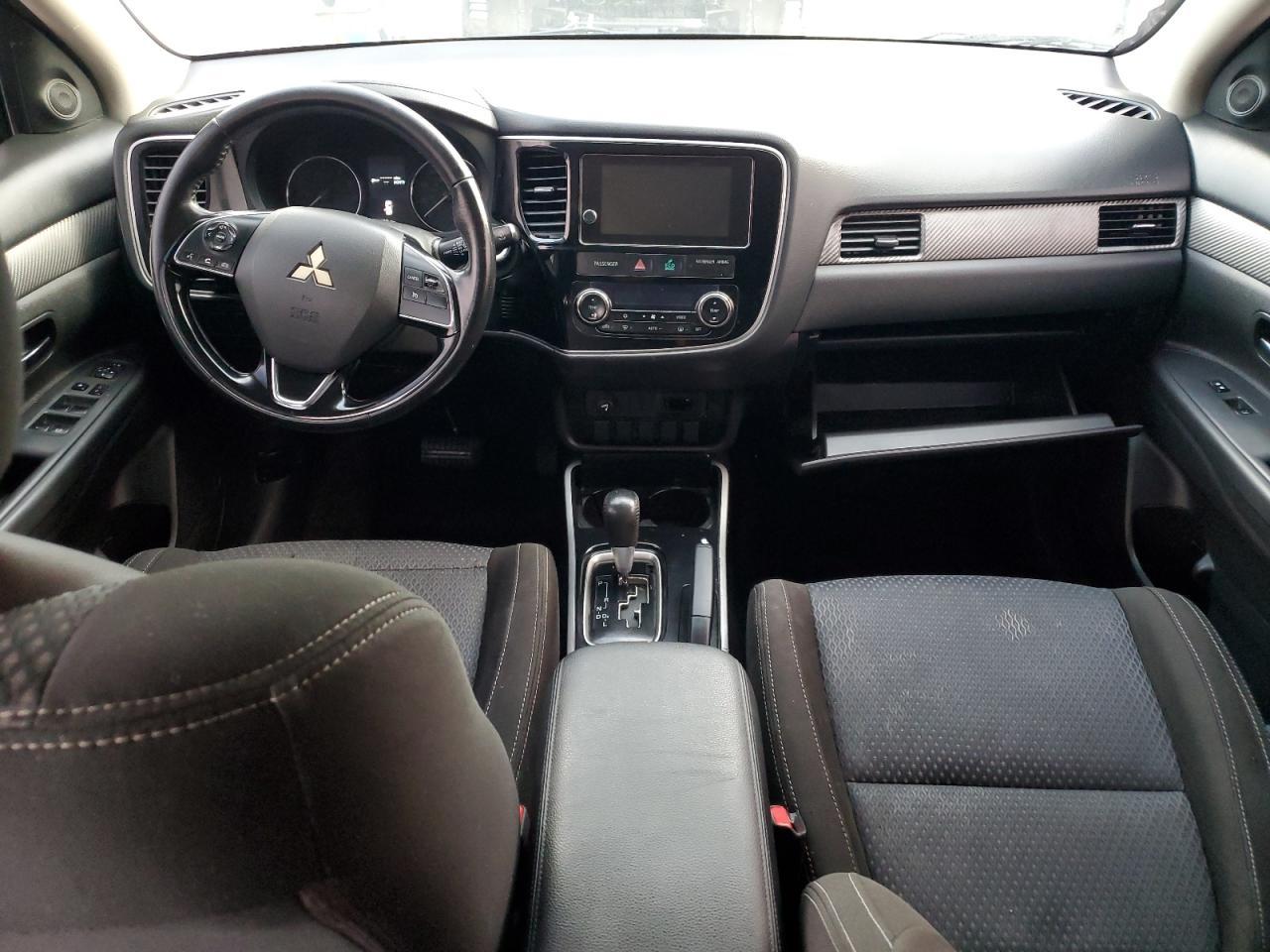 2017 MITSUBISHI outlander
