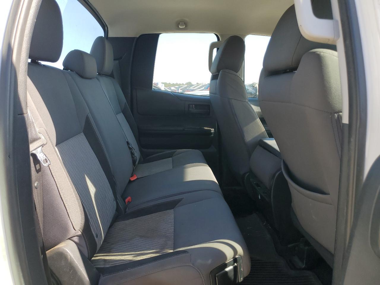 2016 TOYOTA TUNDRA