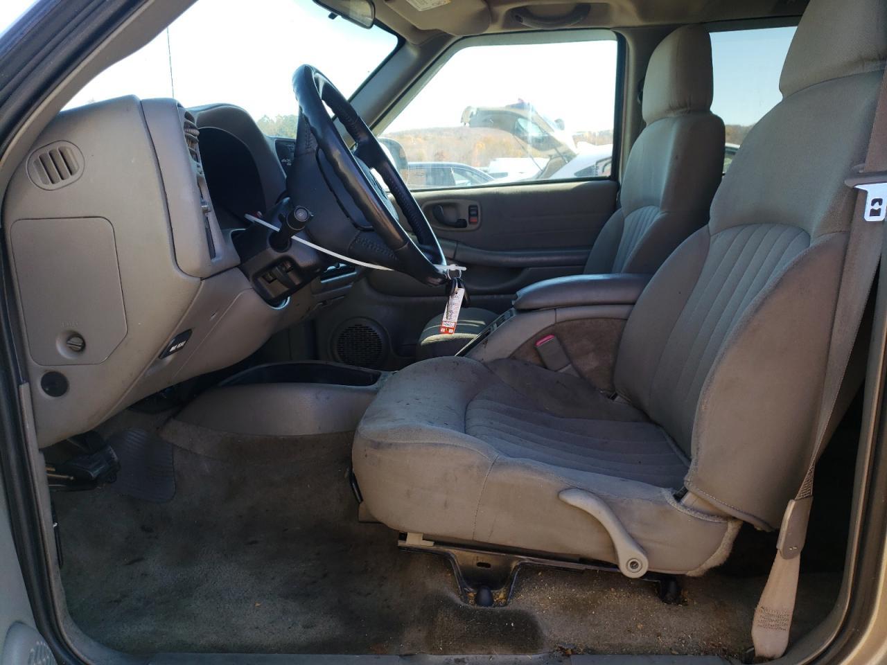 2004 CHEVROLET BLAZER