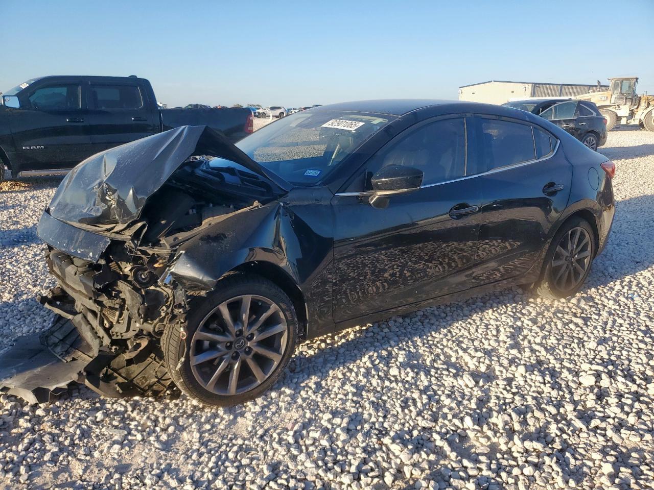 2018 MAZDA 3