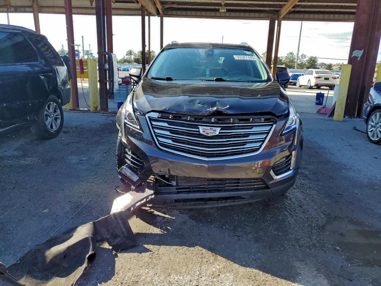 2017 CADILLAC XT5