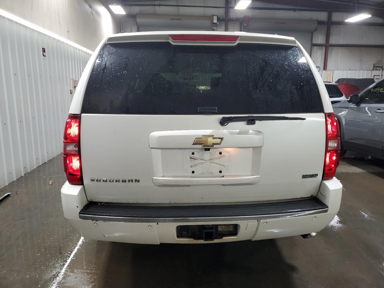 2011 CHEVROLET Suburban