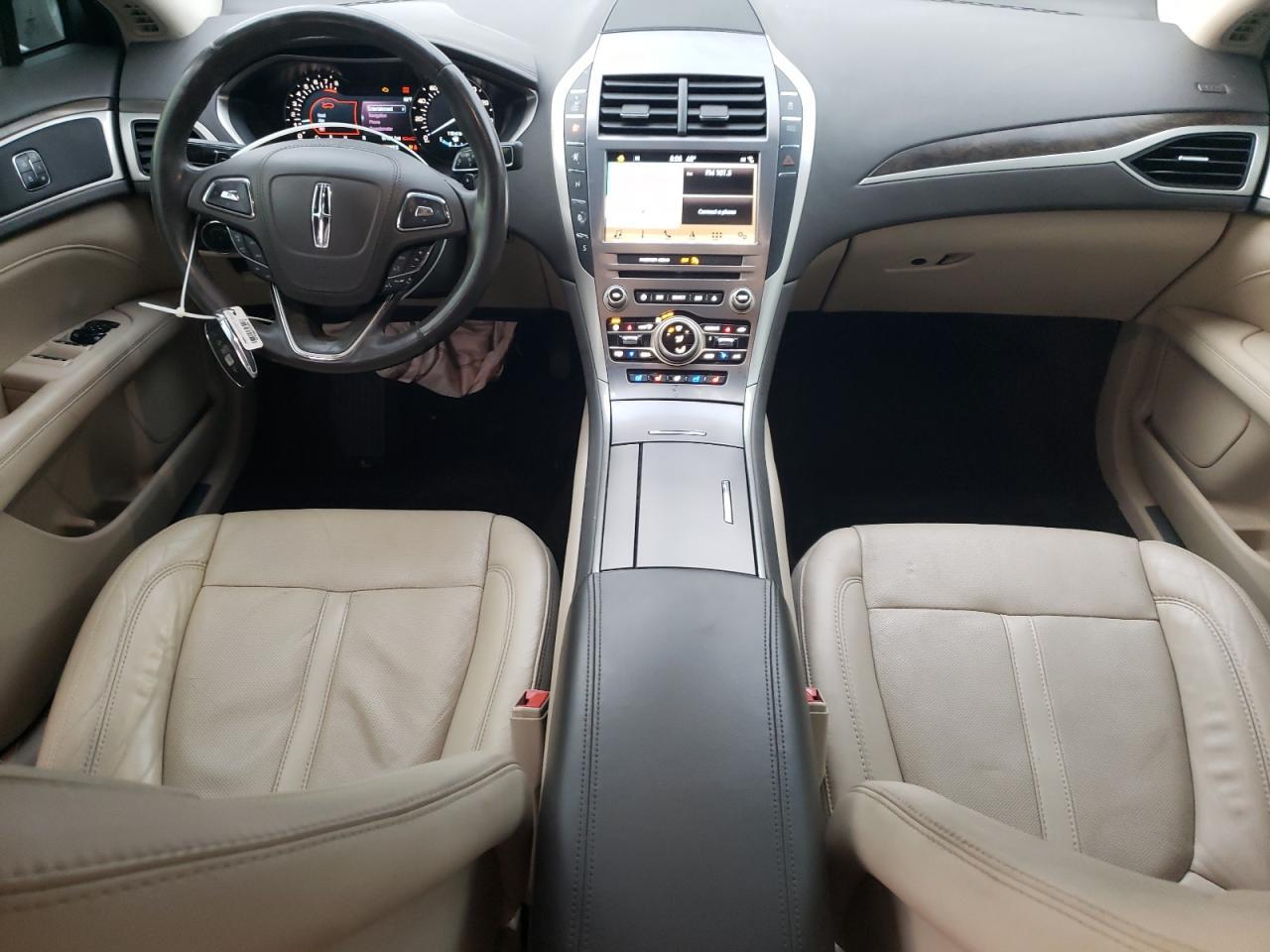 2017 LINCOLN MKZ