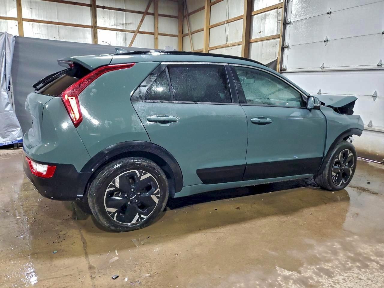 2023 KIA Niro