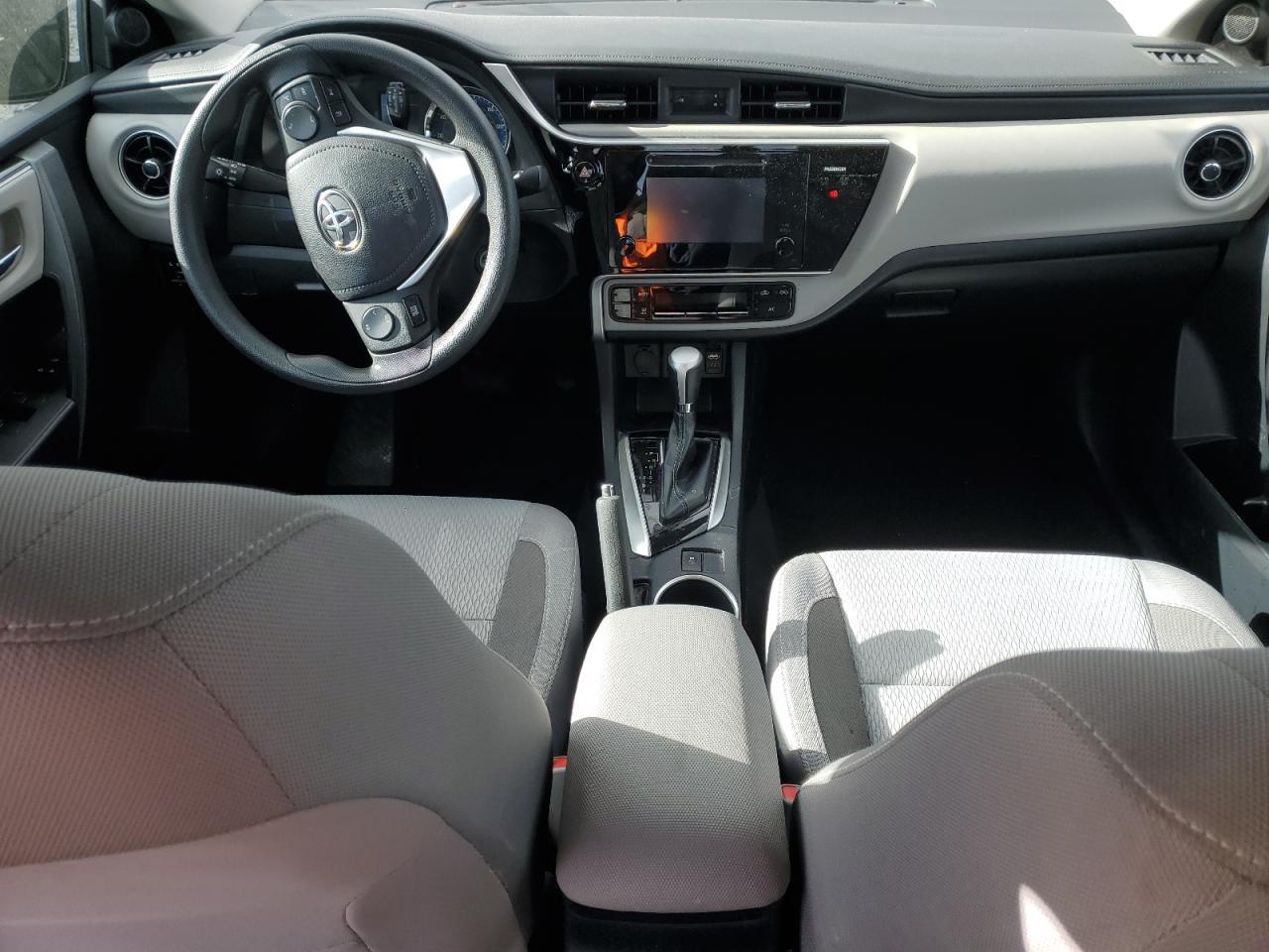 2017 TOYOTA COROLLA