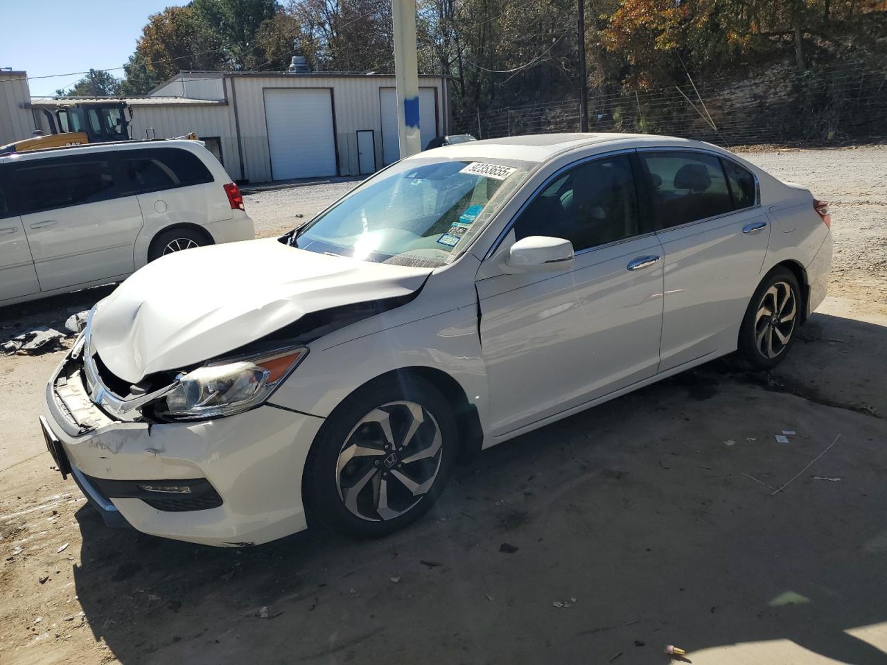 2016 HONDA ACCORD