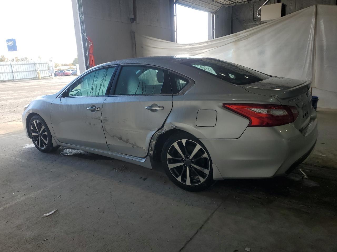 2016 NISSAN ALTIMA