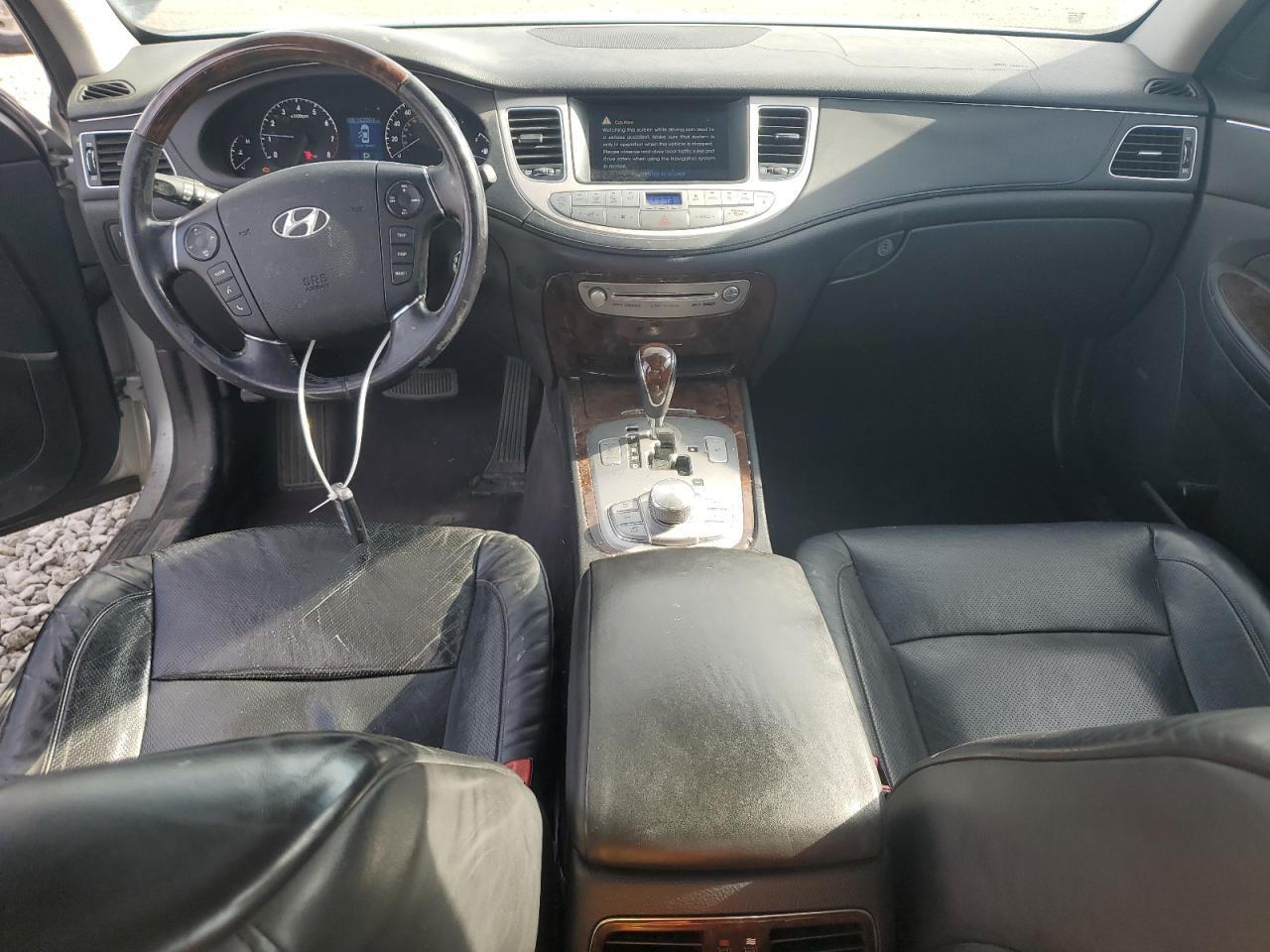 2009 HYUNDAI GENESIS