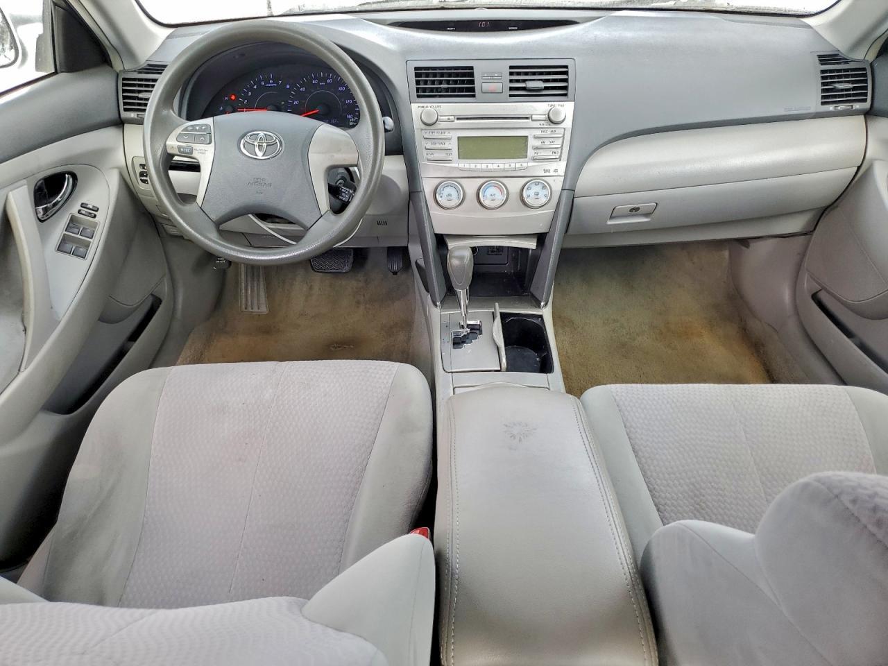 2011 TOYOTA CAMRY