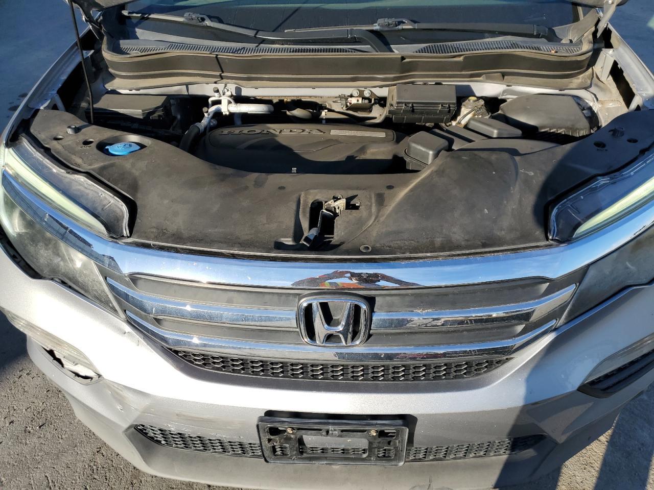 2016 HONDA PILOT