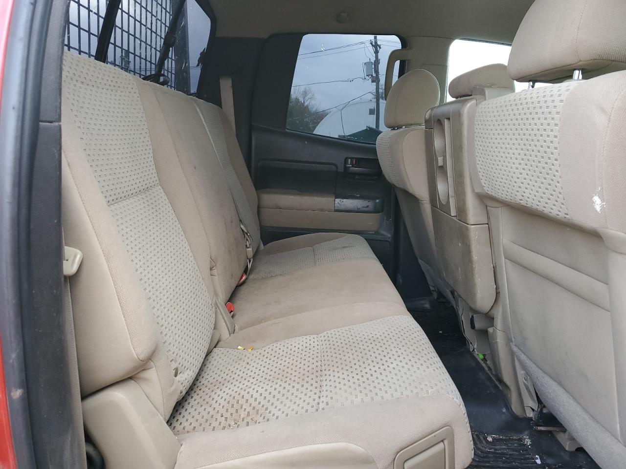 2011 TOYOTA TUNDRA