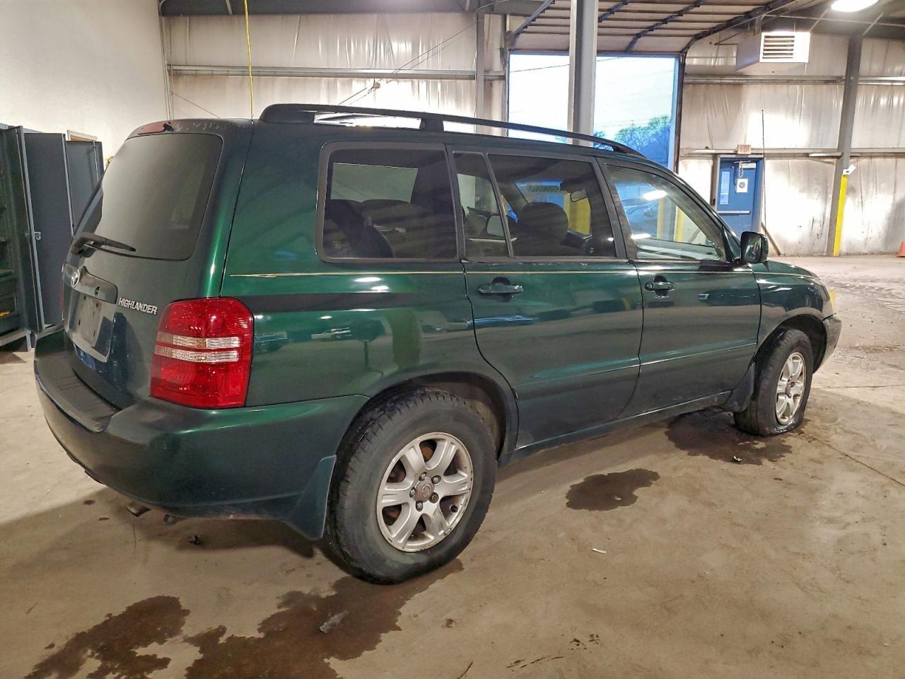 2003 TOYOTA HIGHLANDER