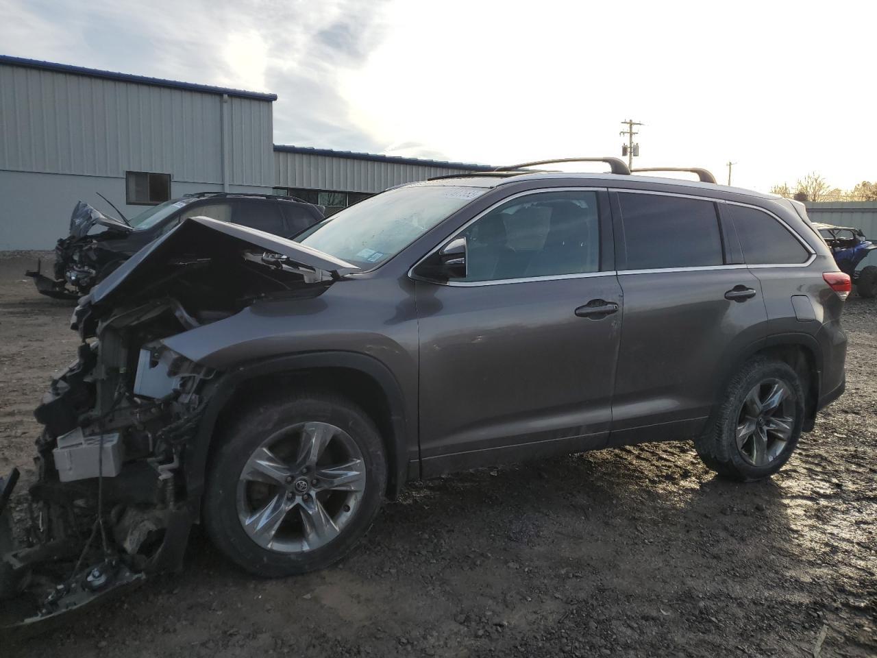 2018 TOYOTA HIGHLANDER