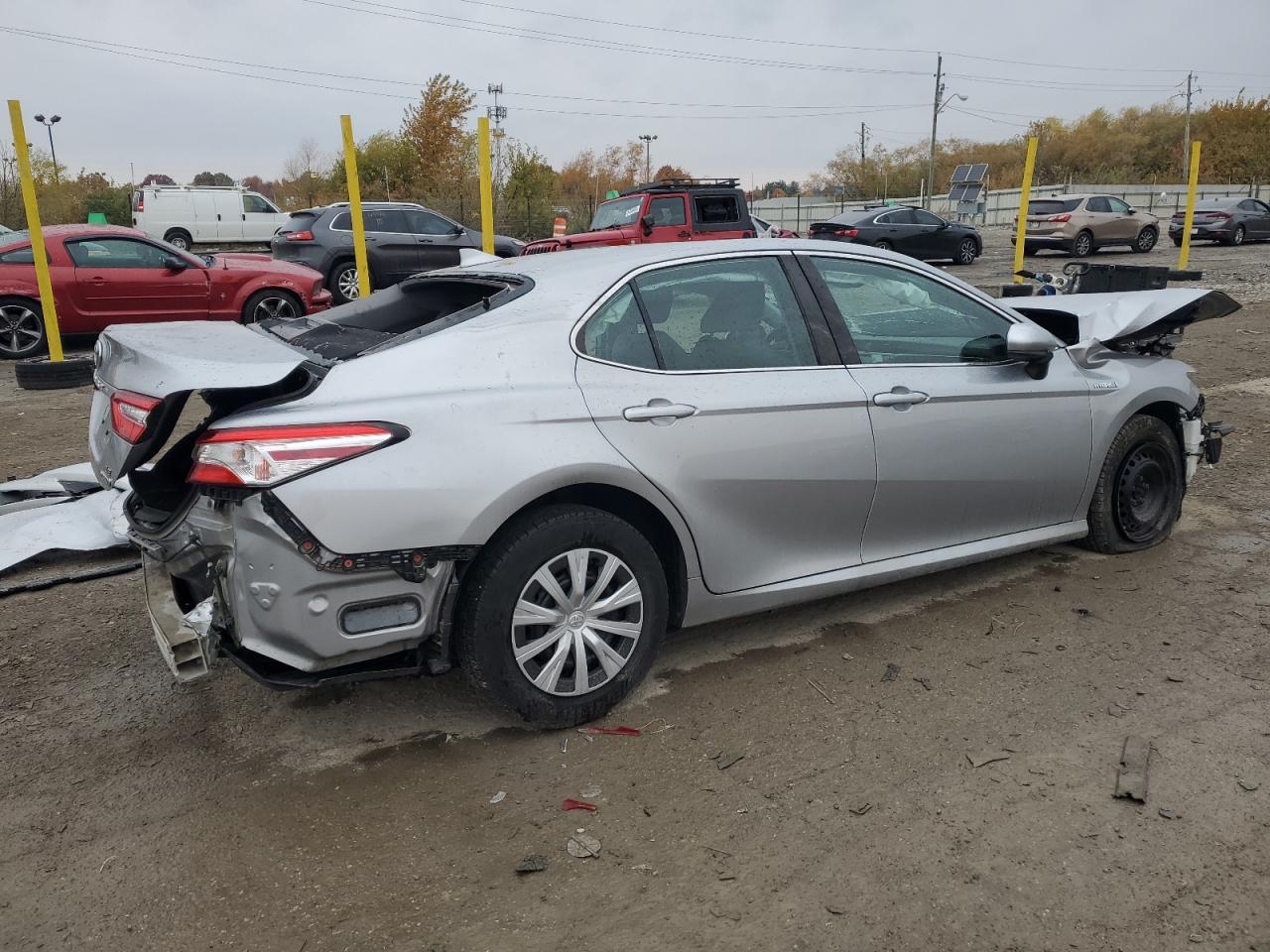 2019 TOYOTA CAMRY