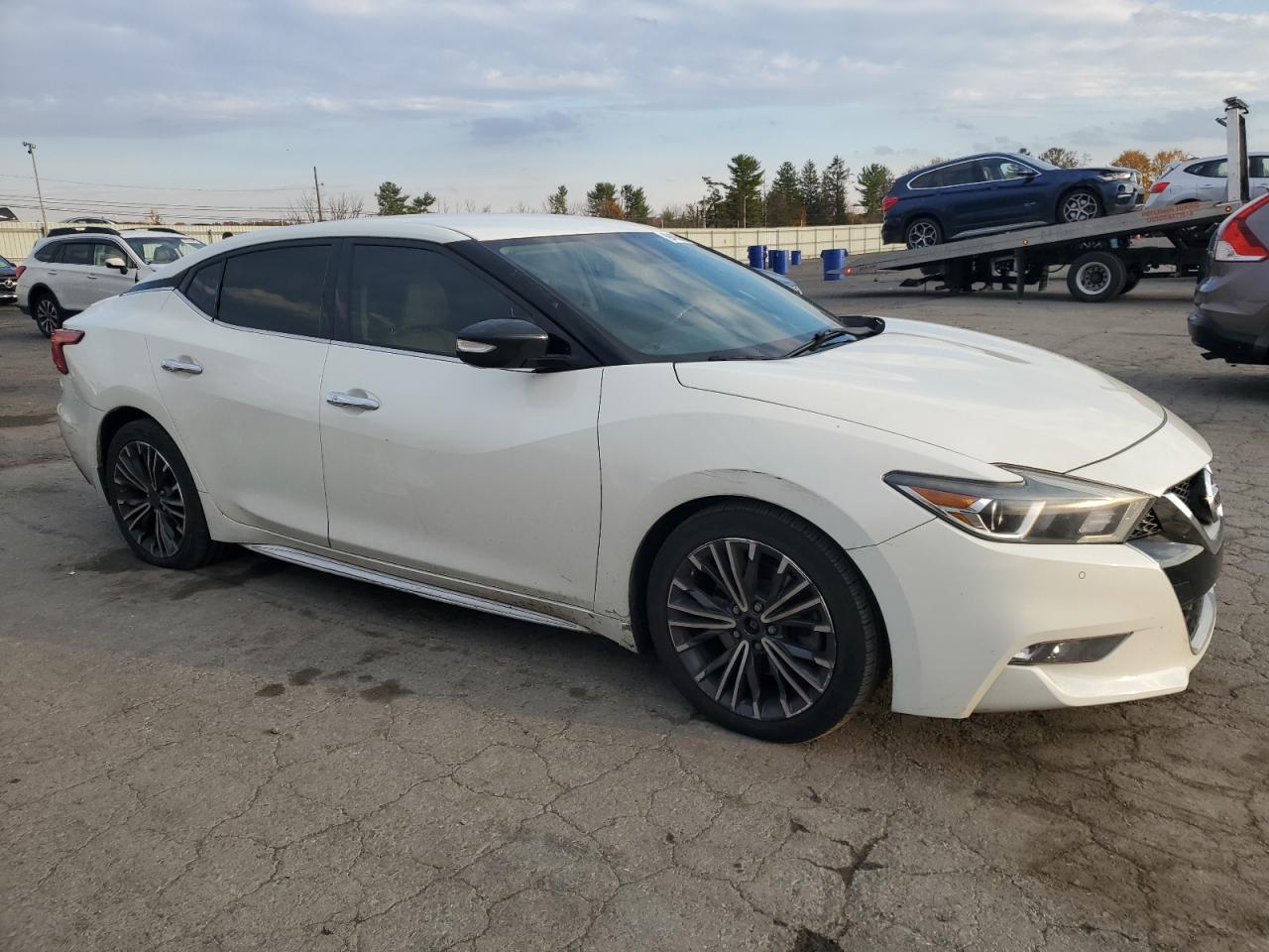 2017 NISSAN Maxima
