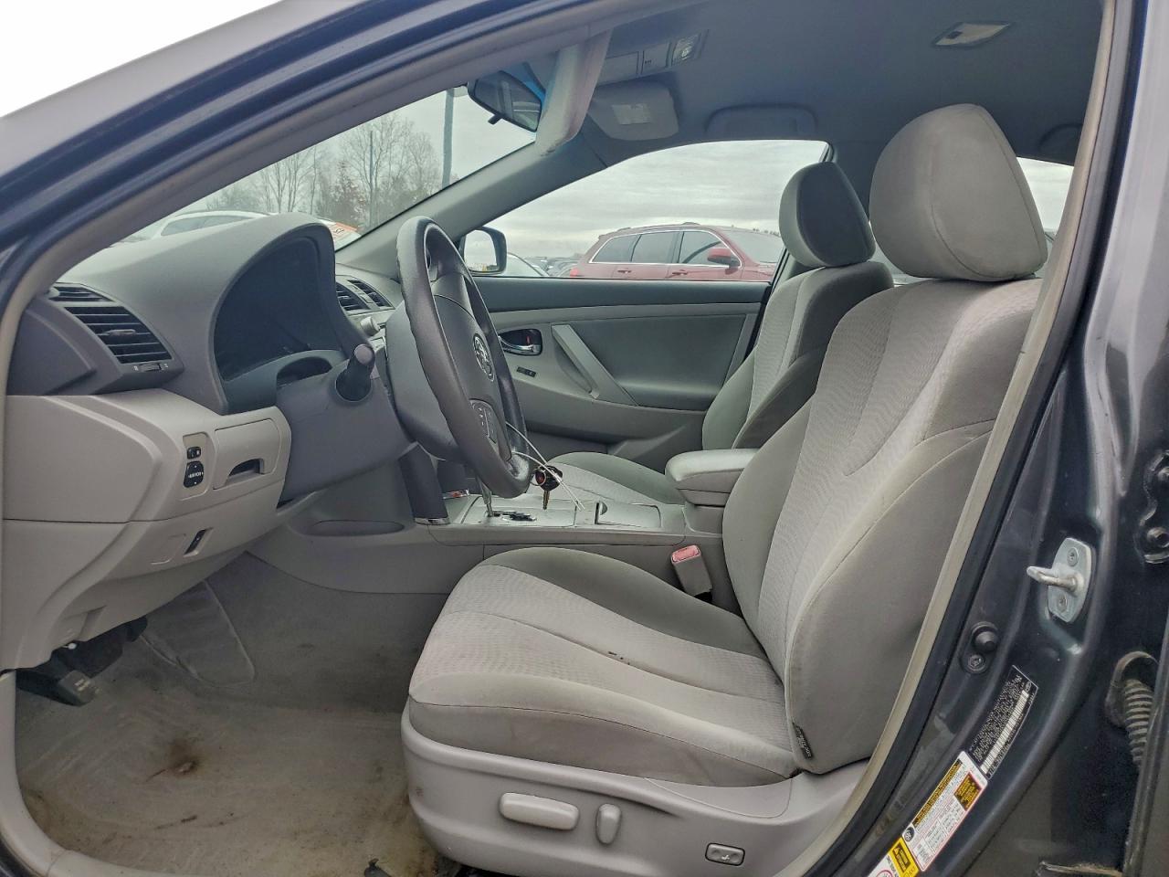 2010 TOYOTA CAMRY