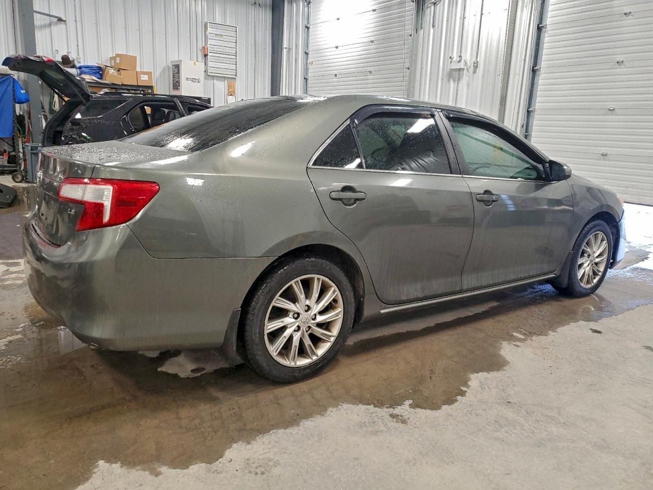 2013 TOYOTA CAMRY