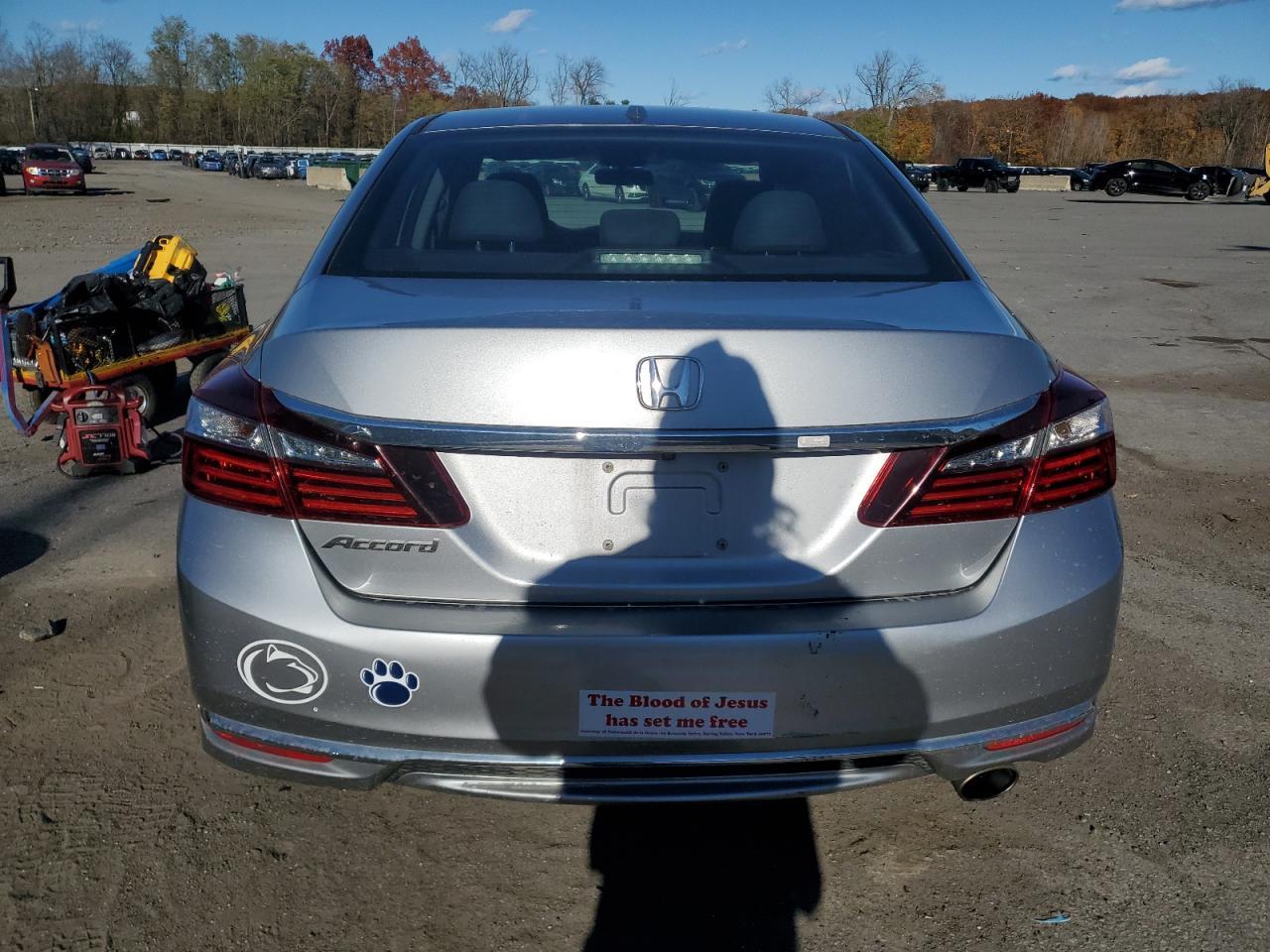 2017 HONDA ACCORD