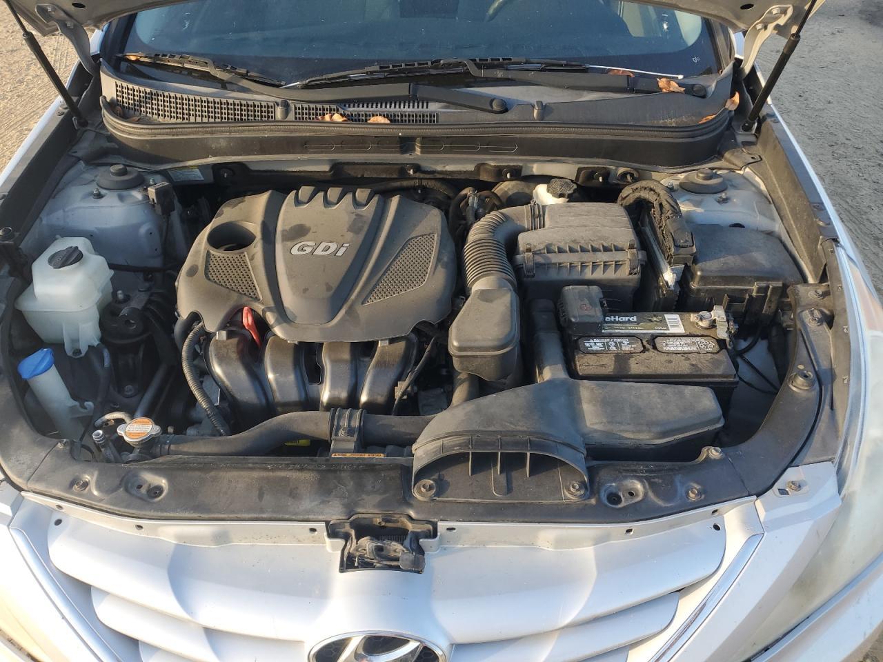 2011 HYUNDAI SONATA