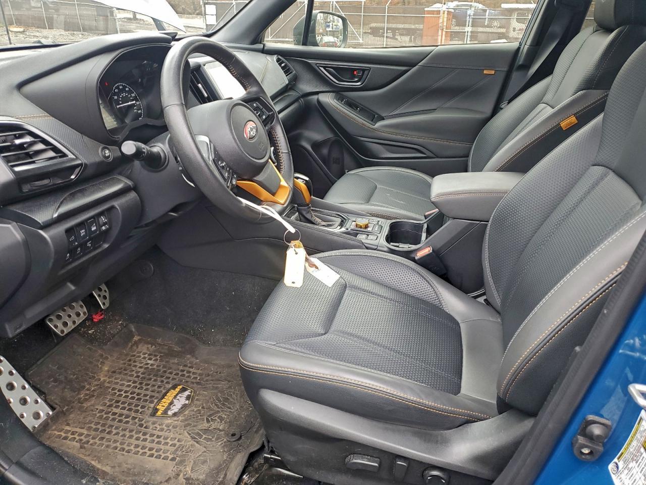 2023 SUBARU FORESTER