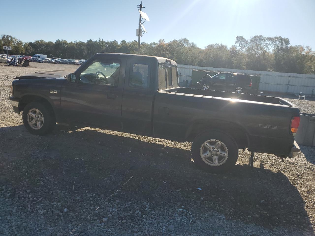 1996 MAZDA B3000