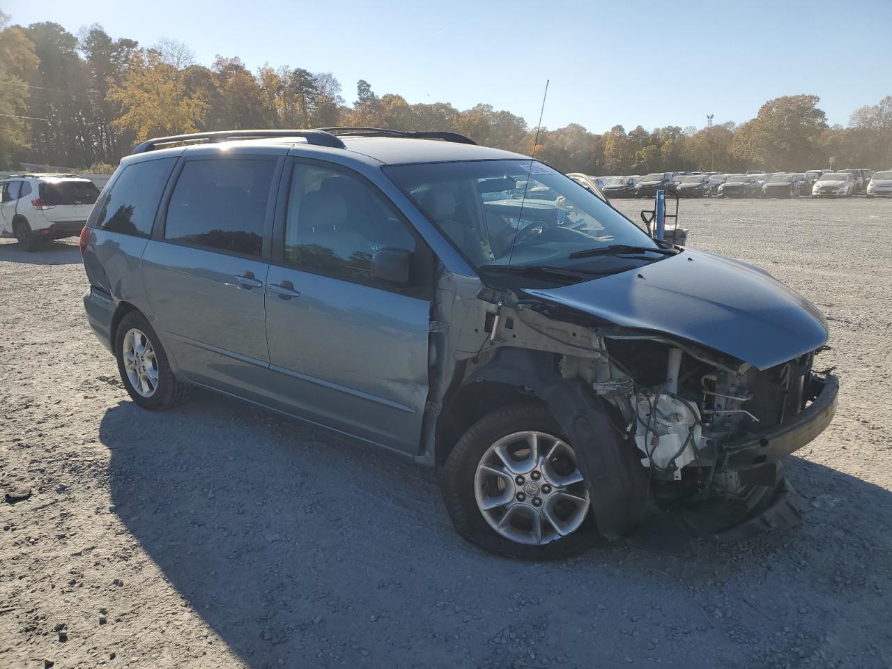 2005 TOYOTA SIENNA