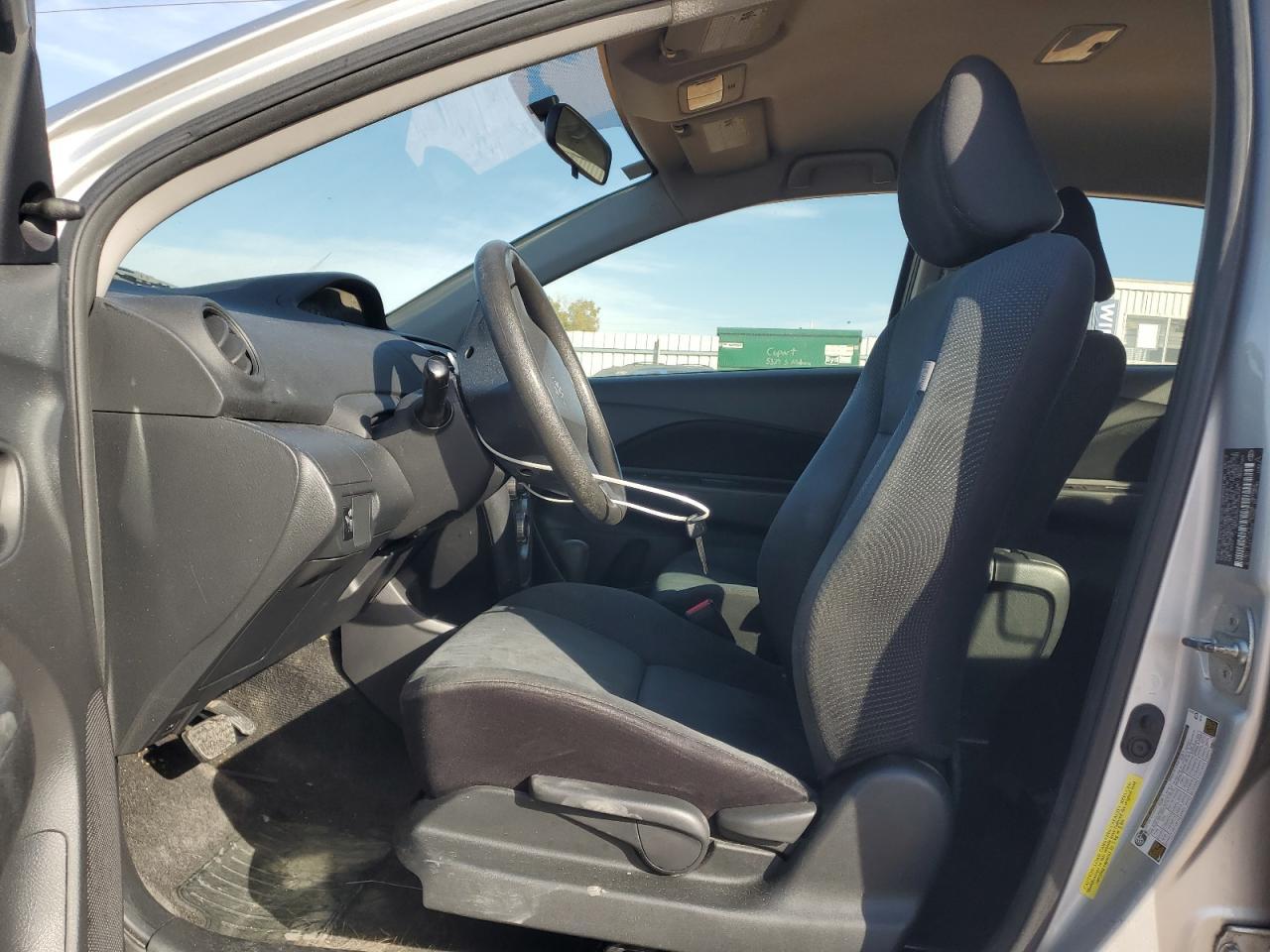 2012 TOYOTA YARIS