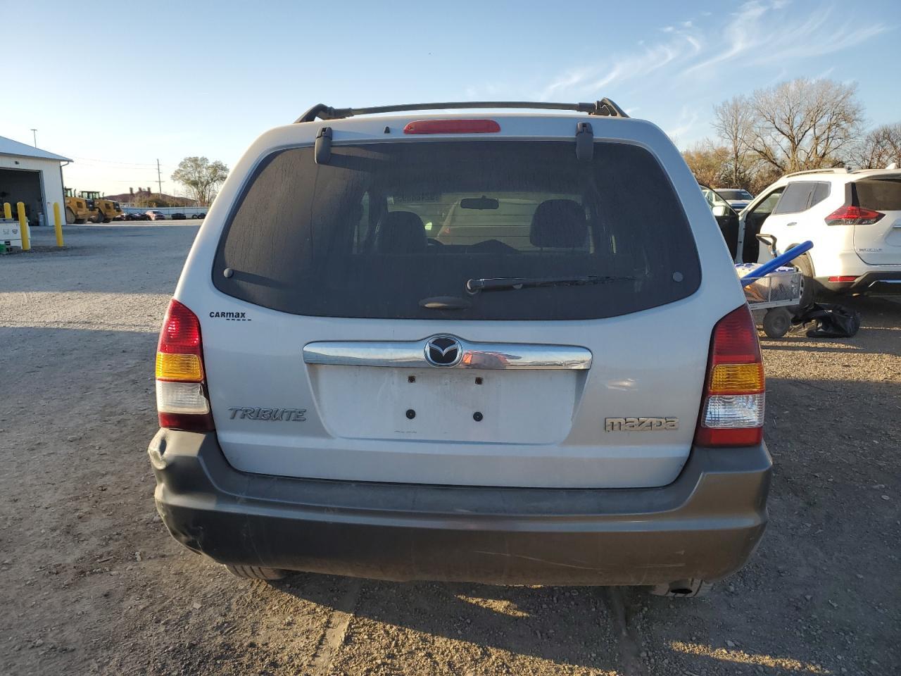 2004 MAZDA Tribute