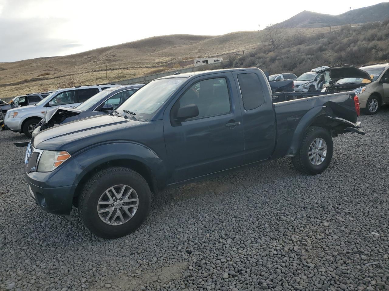2015 NISSAN Frontier